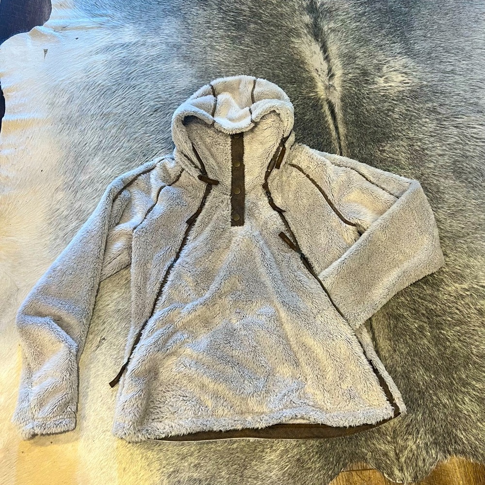 KUHL Flight Sherpa Pullover Size M * Mint Condition😍